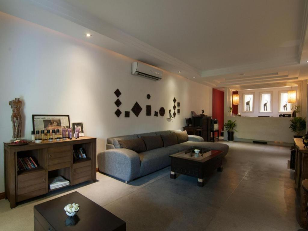 La Rose Boutique Hotel & Spa Phnom-Penh Buitenkant foto