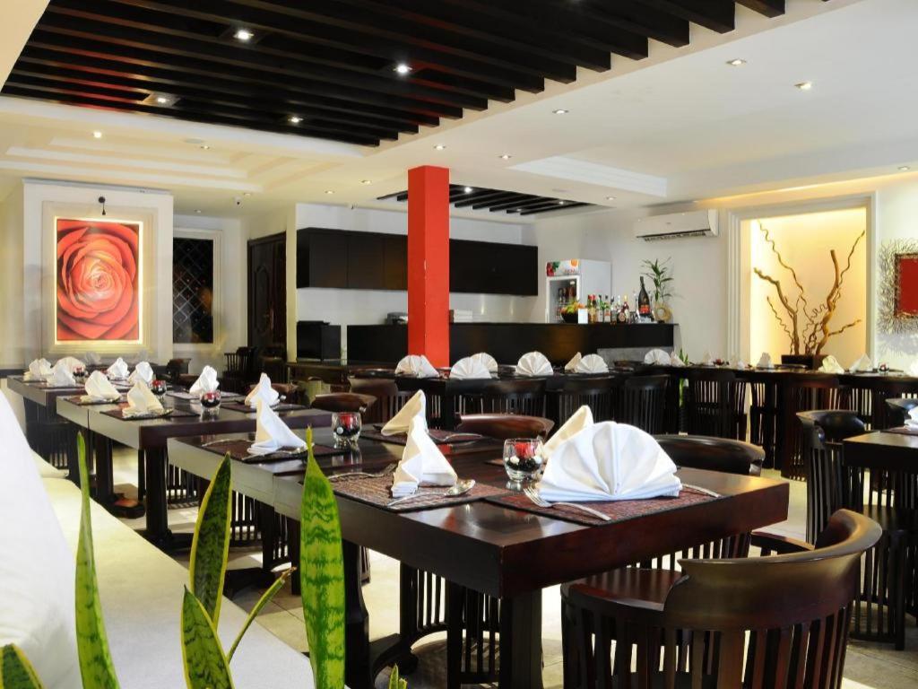La Rose Boutique Hotel & Spa Phnom-Penh Buitenkant foto