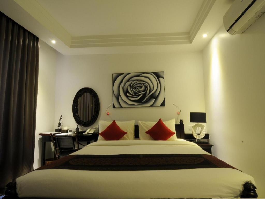 La Rose Boutique Hotel & Spa Phnom-Penh Buitenkant foto
